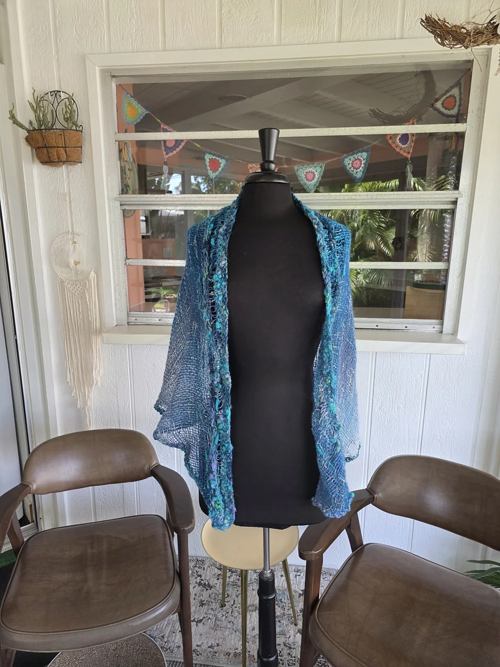 Vintage Y2K Boho Chic Triangle Shawl Blue Teal Knit Wrap Scarf Mermaidcore